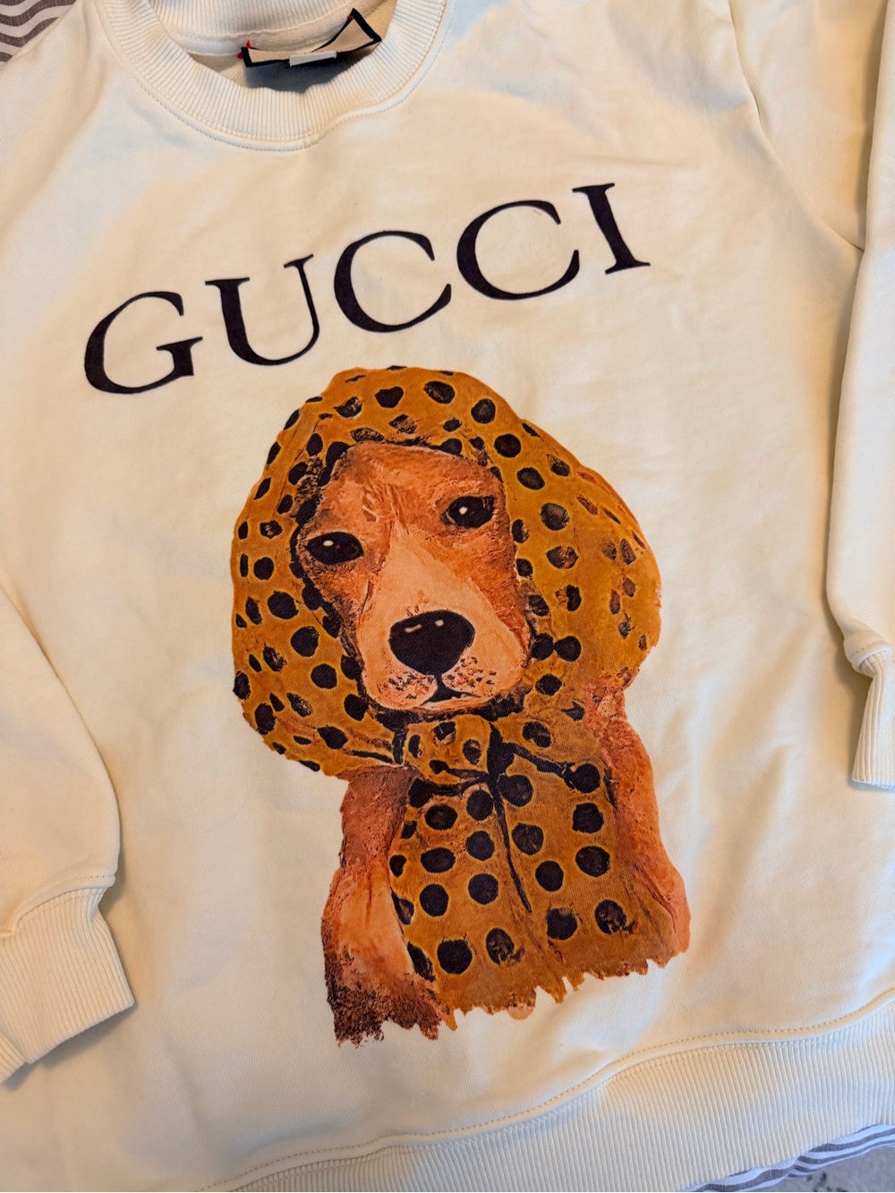 Gucci Cream Crewneck Sweatshirt with Signature Label - Picture 2 of 7